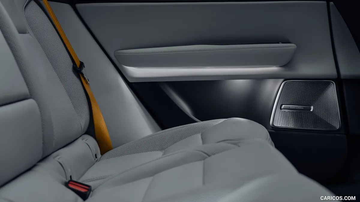 Polestar 3 · 2024–2026 — салон
