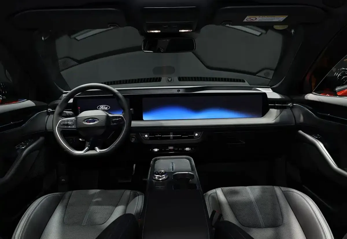 Ford Mondeo · VI Рестайлинг — фото автомобиля