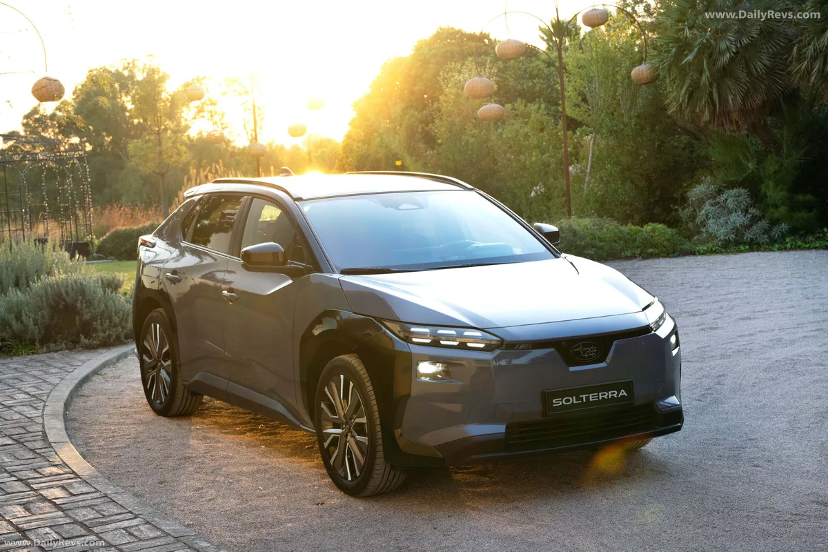 Subaru Solterra · I Рестайлинг — фото автомобиля
